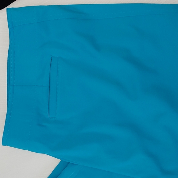 Tail Tech Performance Women's Size 18 Capri - Picture 2 of 10